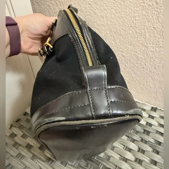 Dooney & Bourke Vintage Black Leather Satchel - Picture 12 of 16